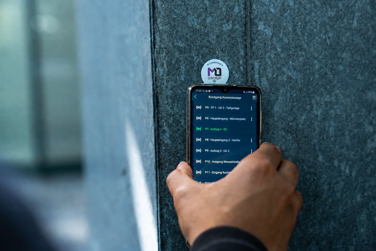 Digitaler Scanpunkt beim Kontrollrundgang in der Kaiserpassage Bonn